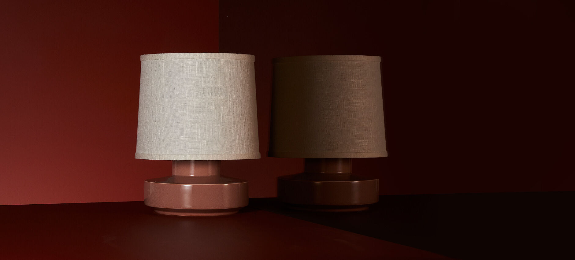 Halo table lamp