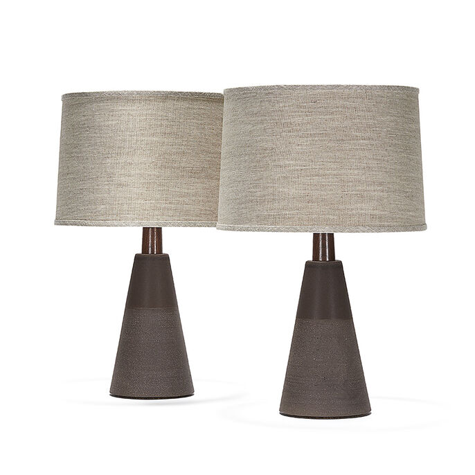 gio II pair in mesa / otter
