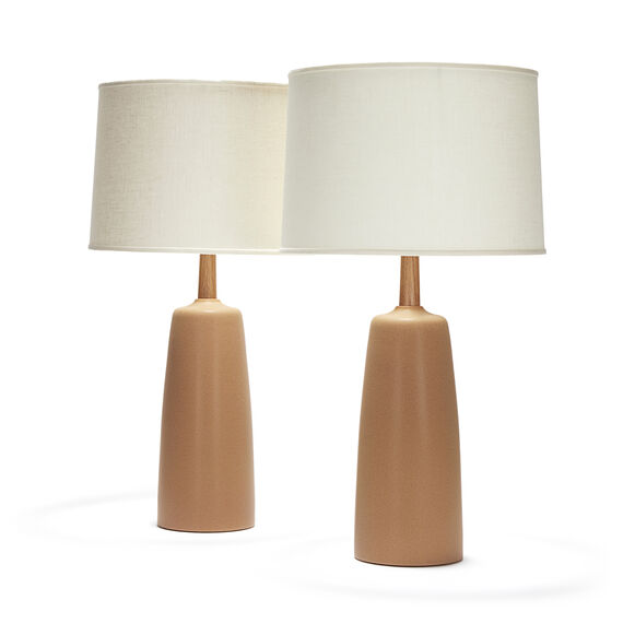 tor pair in tan